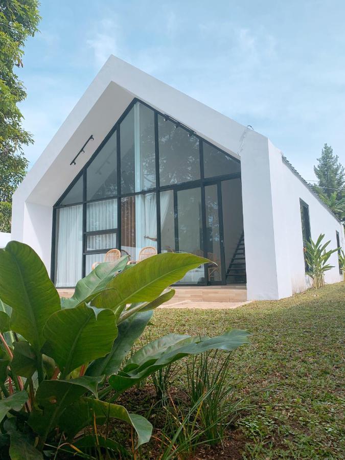 Casa De Gaudi Lembang别墅 外观 照片